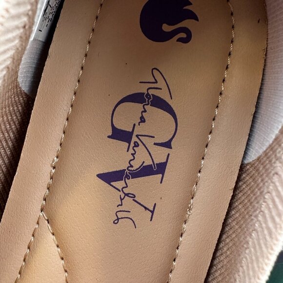 GLORIA VANDERBILT SIZE 9/ DEBBIE/ NATURAL/FLATS LOAFER/ NEW WOMEN'S SHOES - Picture 7 of 10